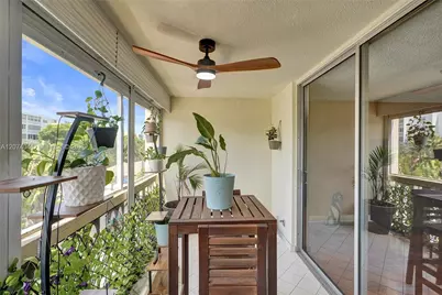 1001 NE 14th Ave #402, Hallandale Beach, FL 33009 - Photo 13