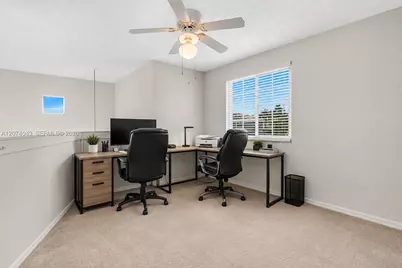 18961 NW 10th Ter, Pembroke Pines, FL 33029 - Photo 23