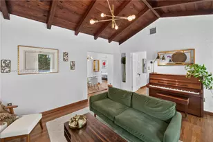 801 NE 70th St, Miami, FL 33138 - Photo 11
