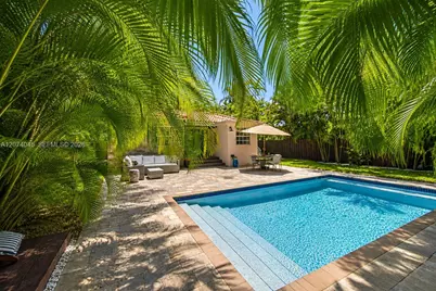 801 NE 70th St, Miami, FL 33138 - Photo 7