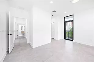 1780 NW 5th St, Miami, FL 33136 - Photo 13