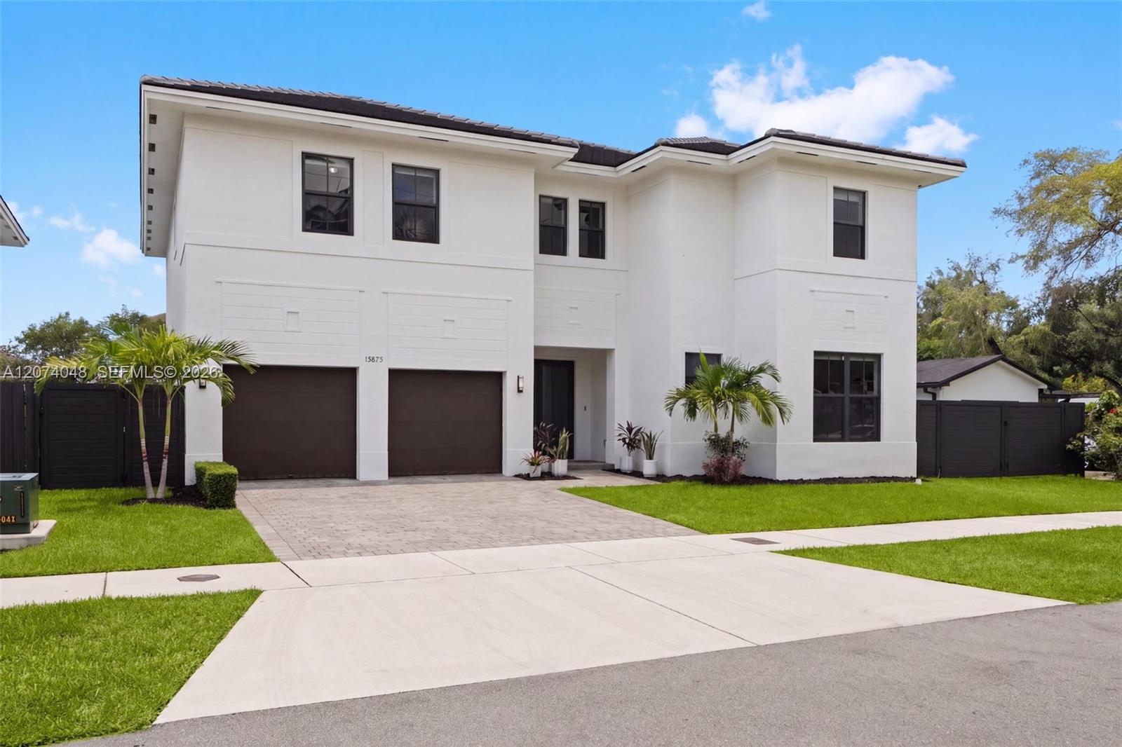 15875 SW 90th Ave - 15875 SW 90th Ave, Palmetto Bay, FL 33157 Luxury Property | Jose Angel Pina
