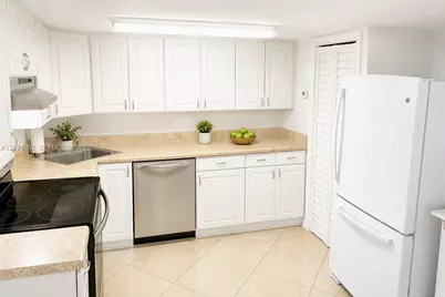 2175 NE 56th St #103, Fort Lauderdale, FL 33308 - Photo 7