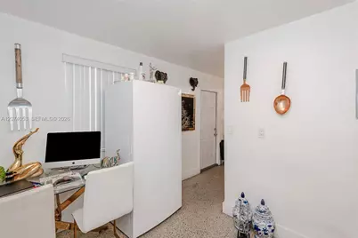 229-230 NW 48th Ct, Miami, FL 33126 - Photo 15