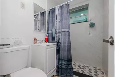 229-230 NW 48th Ct, Miami, FL 33126 - Photo 25