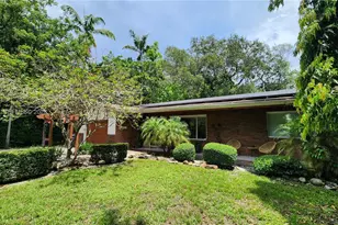 391 NE 131st St, North Miami, FL 33161 - Photo 31