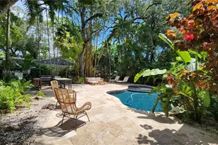 391 NE 131st St, North Miami, FL 33161 - Photo 9