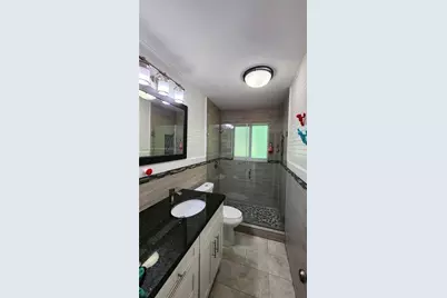 391 NE 131st St, North Miami, FL 33161 - Photo 25