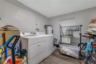 5712 Monroe St, Hollywood, FL 33023 - Photo 7