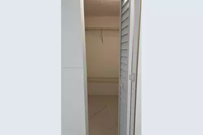 5560 W 21st Ct #108, Hialeah, FL 33016 - Photo 21