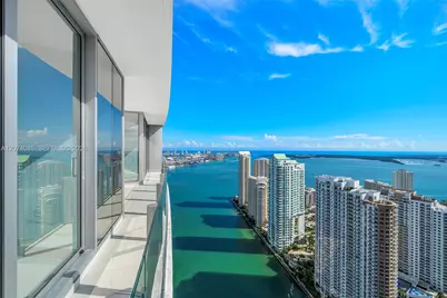 300 Biscayne Blvd Way #4605, Miami, FL 33131 - Photo 19