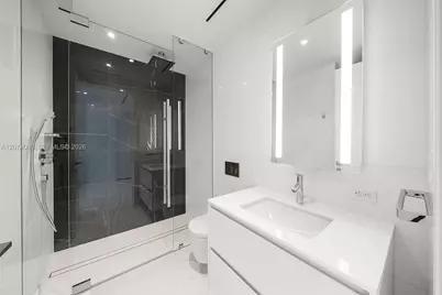 300 Biscayne Blvd Way #4605, Miami, FL 33131 - Photo 15