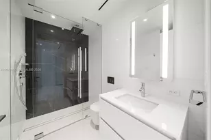 300 Biscayne Blvd Way, Miami, FL 33131 - Photo 15