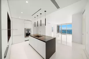 300 Biscayne Blvd Way, Miami, FL 33131 - Photo 3