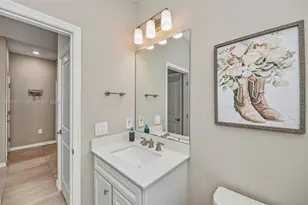 16241 Rosemallow Ln, Other City - In The State Of Florida, FL 33920 - Photo 37