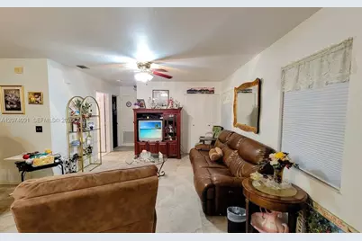16241 Rosemallow Ln, Other City - In The State Of Florida, FL 33920 - Photo 87