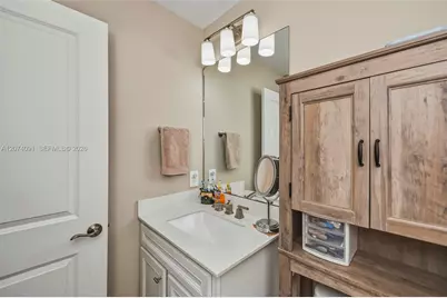 16241 Rosemallow Ln, Other City - In The State Of Florida, FL 33920 - Photo 45