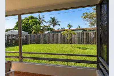 9331 NW 24th Pl, Sunrise, FL 33322 - Photo 21