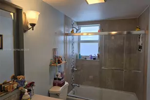 300 NE 12th Ave, Hallandale Beach, FL 33009 - Photo 33