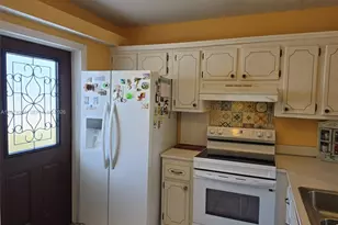 300 NE 12th Ave, Hallandale Beach, FL 33009 - Photo 15
