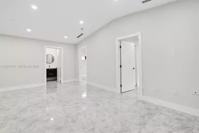 3197 W 79th Pl, Hialeah, FL 33018 - Photo 7