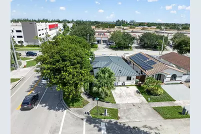 3197 W 79th Pl, Hialeah, FL 33018 - Photo 29