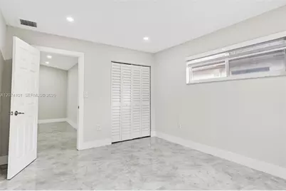 3197 W 79th Pl, Hialeah, FL 33018 - Photo 13