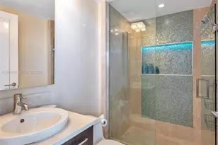 17121 Collins Ave, Sunny Isles Beach, FL 33160 - Photo 21