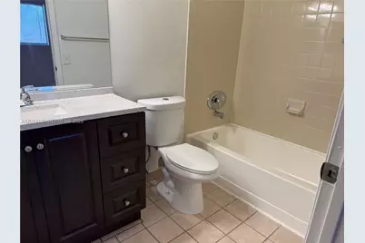 9454 S Palm Cir S #9454, Pembroke Pines, FL 33025 - Photo 23