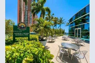 3000 NE 188th St #709, Aventura, FL 33180 - Photo 35