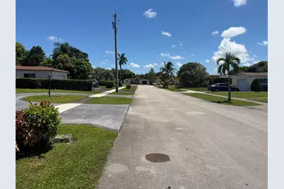 3970 NW 50th Ave, Lauderdale Lakes, FL 33319 - Photo 41