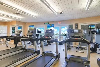 19900 E Country Club Dr #620, Aventura, FL 33180 - Photo 17