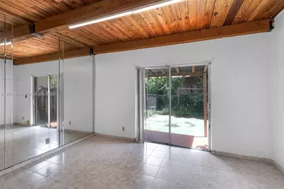 3711 Riverside Dr, Coral Springs, FL 33065 - Photo 9