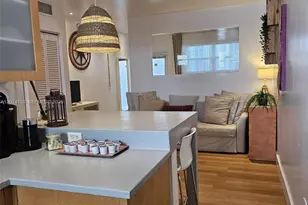 751 Collins Ave, Miami Beach, FL 33139 - Photo 17