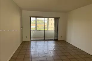 10444 NW 30th Ct, Sunrise, FL 33322 - Photo 5