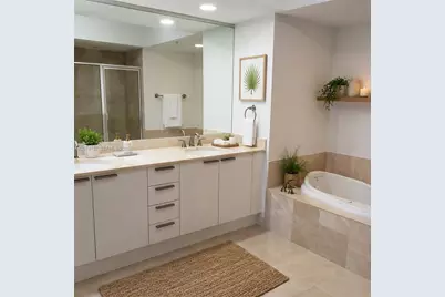 15051 Royal Oaks Ln #503, North Miami, FL 33181 - Photo 9