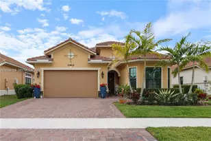 11812 S Cantal Cir S, Parkland, FL 33076 - Photo 1