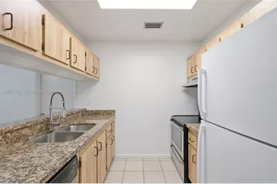6040 Shakerwood Cir #201, Tamarac, FL 33319 - Photo 13
