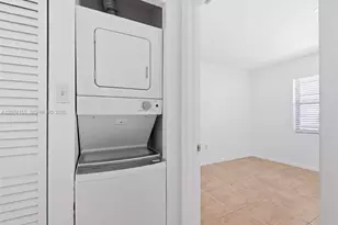 6040 Shaker Wood Cir, Tamarac, FL 33319 - Photo 21