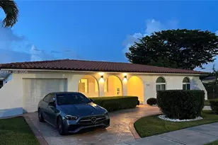 9461 SW 62nd St, Miami, FL 33173 - Photo 5