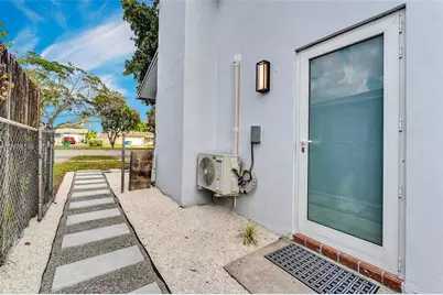 10430 Sunset Strip #SHORT TERM, Sunrise, FL 33322 - Photo 5