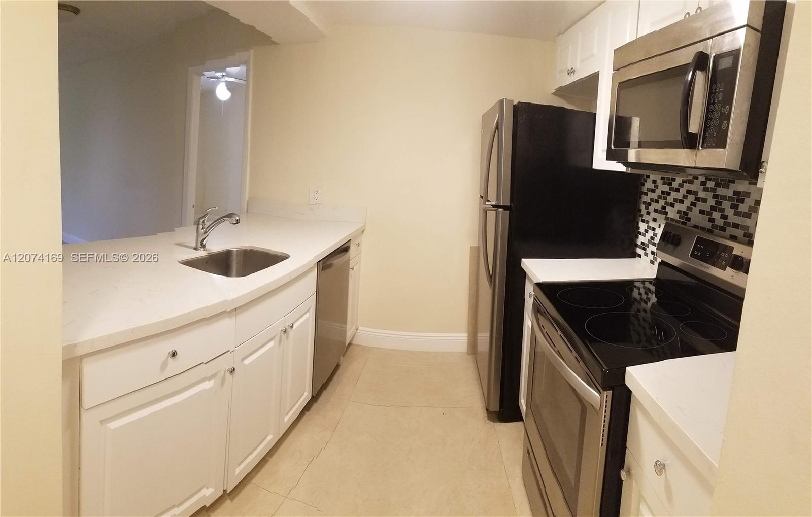 8100 Geneva Ct #438 - 8100 Geneva Ct #438, Doral, FL 33166 Luxury Property | Jose Angel Pina