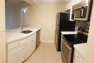 8100 Geneva Ct, Doral, FL 33166 - Photo 1