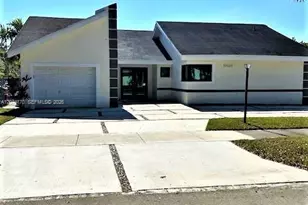 10020 SW 91st Terrace, Miami, FL 33176 - Photo 1