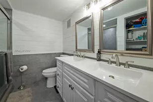 301 Racquet Club Rd, Weston, FL 33326 - Photo 9