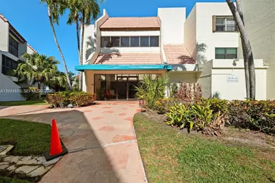301 Racquet Club Rd #104, Weston, FL 33326 - Photo 17