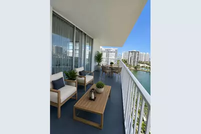 2801 NE 183rd St #1616W, Aventura, FL 33160 - Photo 5