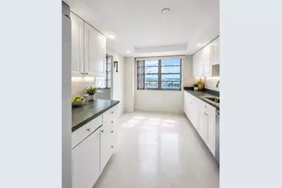 2801 NE 183rd St #1616W, Aventura, FL 33160 - Photo 7