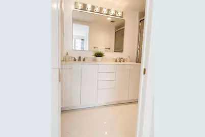 2801 NE 183rd St #1616W, Aventura, FL 33160 - Photo 13