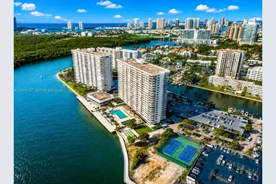 300 Bayview Dr #807, Sunny Isles Beach, FL 33160 - Photo 13